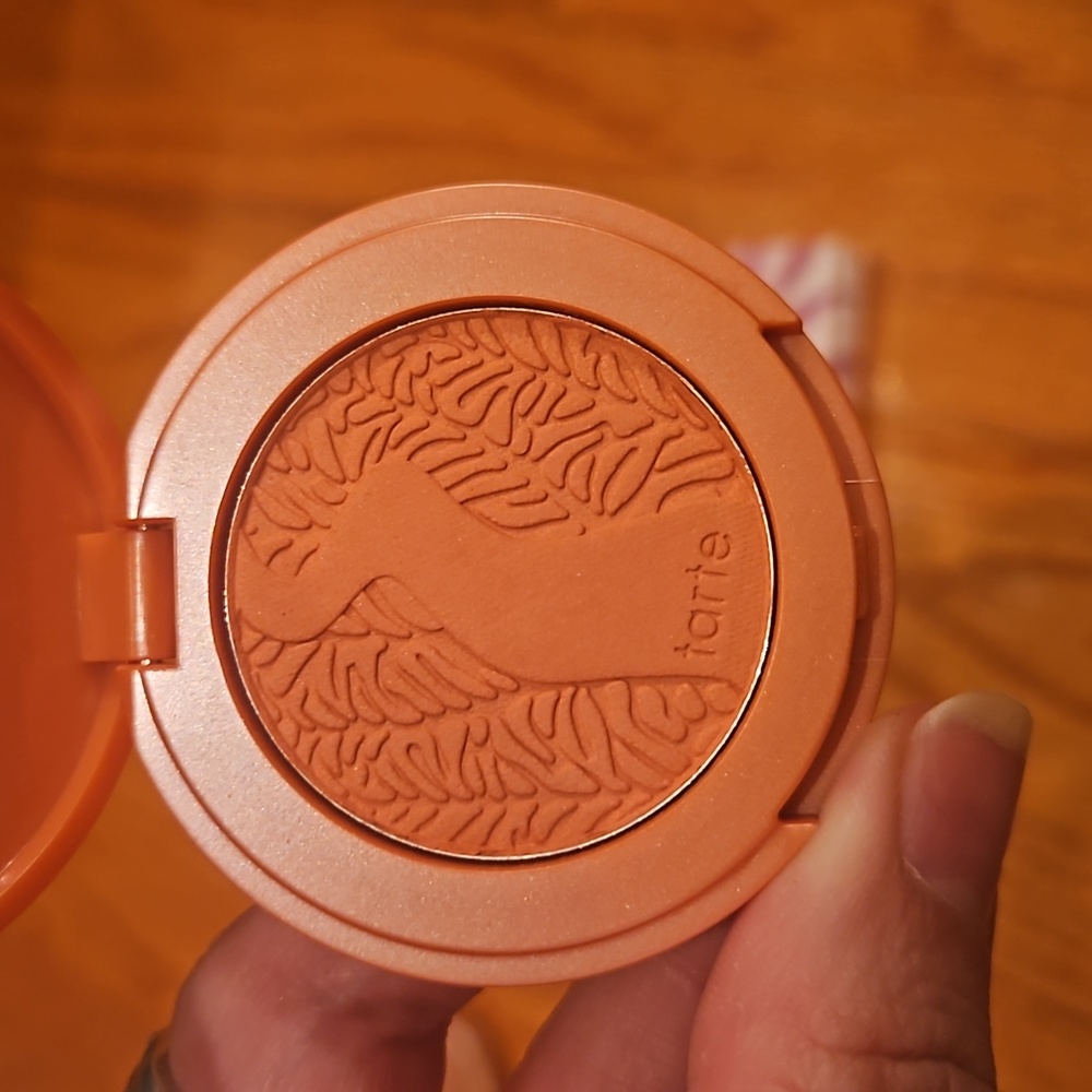 Makeup - Picture 5 of 8